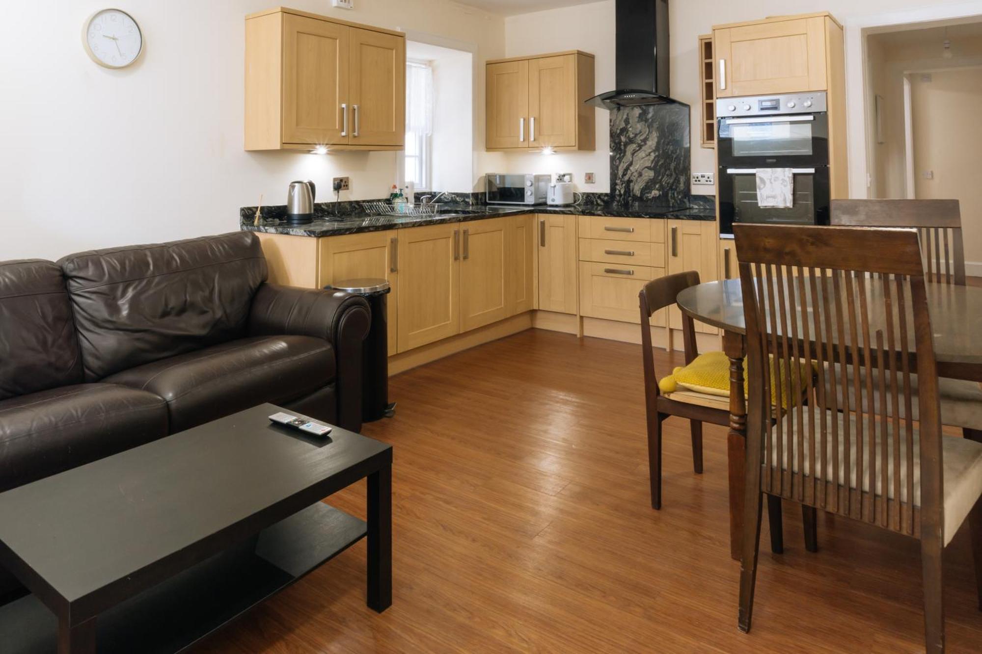 Homely 3 Bedroom In The Heart Of Central Edinburgh Bagian luar foto