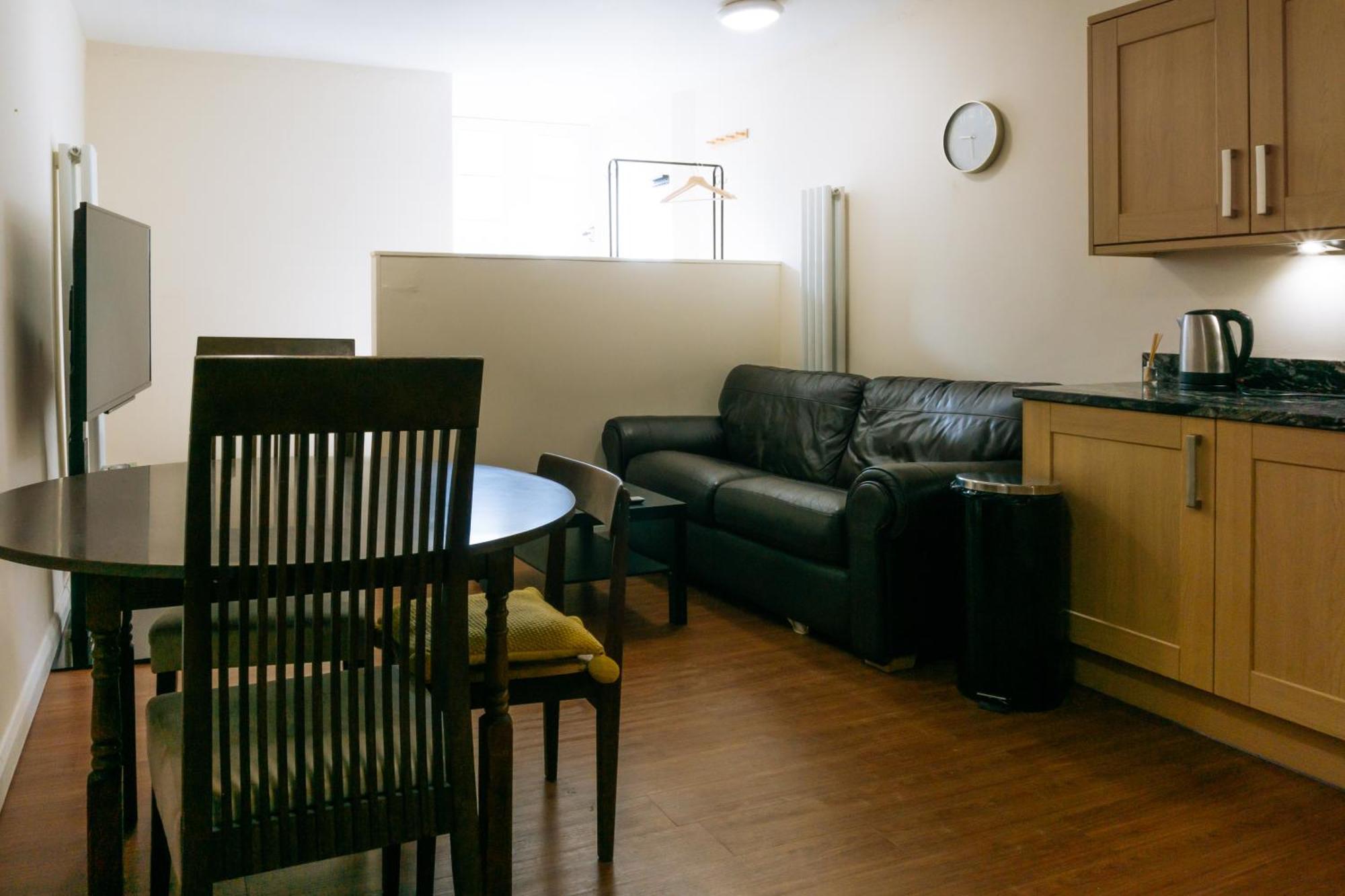 Homely 3 Bedroom In The Heart Of Central Edinburgh Bagian luar foto